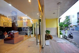 Pansy Hotel by OYO Rooms