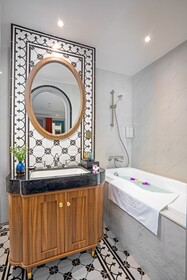 Pavillon Boutique Hotel & Apartment