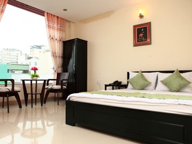 Phi Long Hotel