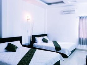 Phong Luu Hotel