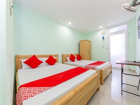 Phuong Thao Hotel by OYO Rooms