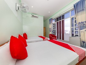 Phuong Thao Hotel by OYO Rooms