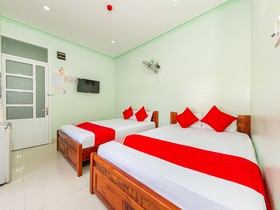 Phuong Thao Hotel by OYO Rooms