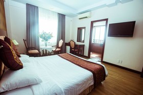 NNT Plus Astro Hotel