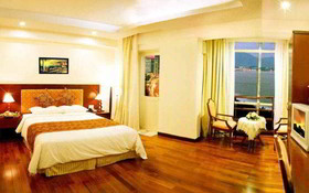 NNT Plus Astro Hotel