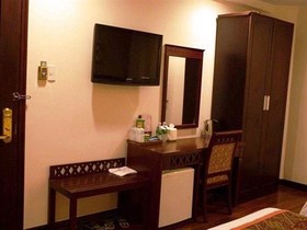 NNT Plus Astro Hotel
