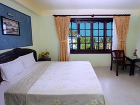 Quan Son 2 Hotel