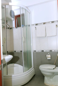 Quan Son Hotel