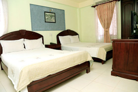 Quan Son Hotel