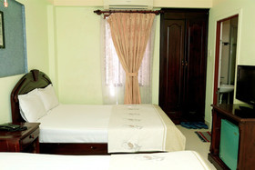 Quan Son Hotel