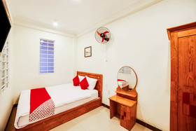 Sagotini Hotel by OYO Rooms