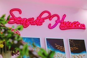 Seaside House Homestay