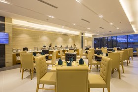Seaesta Nha Trang Hotel