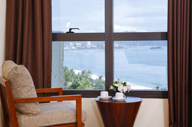 Starcity Hotel & Condotel Beachfront Nha Trang