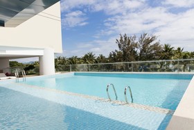 Starcity Hotel & Condotel Beachfront Nha Trang