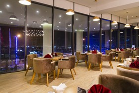 Starcity Hotel & Condotel Beachfront Nha Trang
