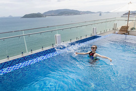 Sunkiss Hotel