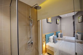 Sunkiss Hotel