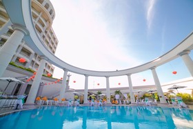 Sunrise Nha Trang Beach Hotel & Spa