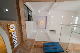 Uy Duong Hotel & Apartment