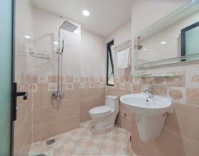Uy Duong Hotel & Apartment