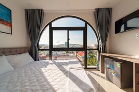 Uy Duong Hotel & Apartment