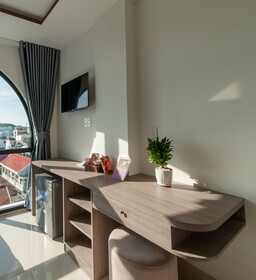 Uy Duong Hotel & Apartment