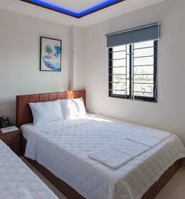 Uy Duong Hotel & Apartment