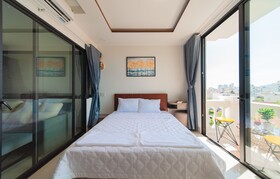 Uy Duong Hotel & Apartment