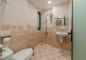 Uy Duong Hotel & Apartment