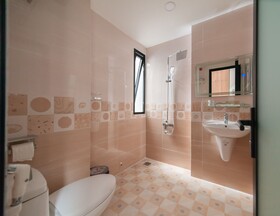 Uy Duong Hotel & Apartment