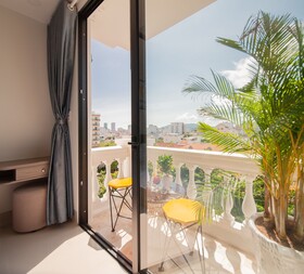 Uy Duong Hotel & Apartment