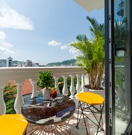 Uy Duong Hotel & Apartment