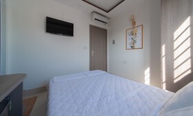 Uy Duong Hotel & Apartment