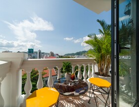 Uy Duong Hotel & Apartment