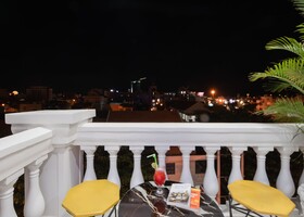 Uy Duong Hotel & Apartment