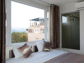 Van Nam Hotel