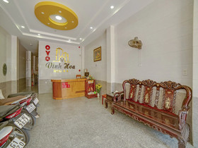 Vinh Hoa Hotel by OYO Rooms