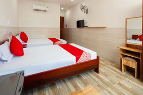 Vinh Quang Hotel 3 by OYO Rooms