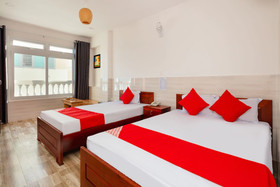 Vinh Quang Hotel 3 by OYO Rooms