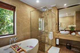 Vinpearl Luxury Nha Trang