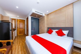 Xuan Son Apartment by OYO Rooms