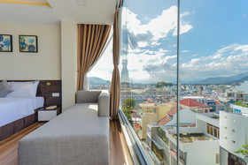 Yen Vang Hotel & Apartment