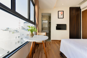 Yen Vang Hotel & Apartment