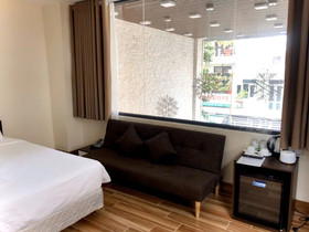 Yen Vang Hotel & Apartment