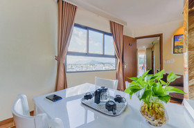 Yen Vang Hotel & Apartment