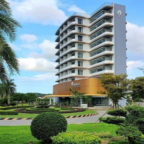 Newcc Hotel & Serviced Apartment