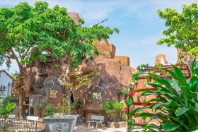 Caroline Resort