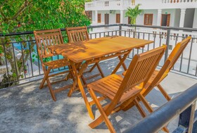 Caroline Resort