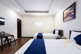 Central Hotel by Joi Hospitality